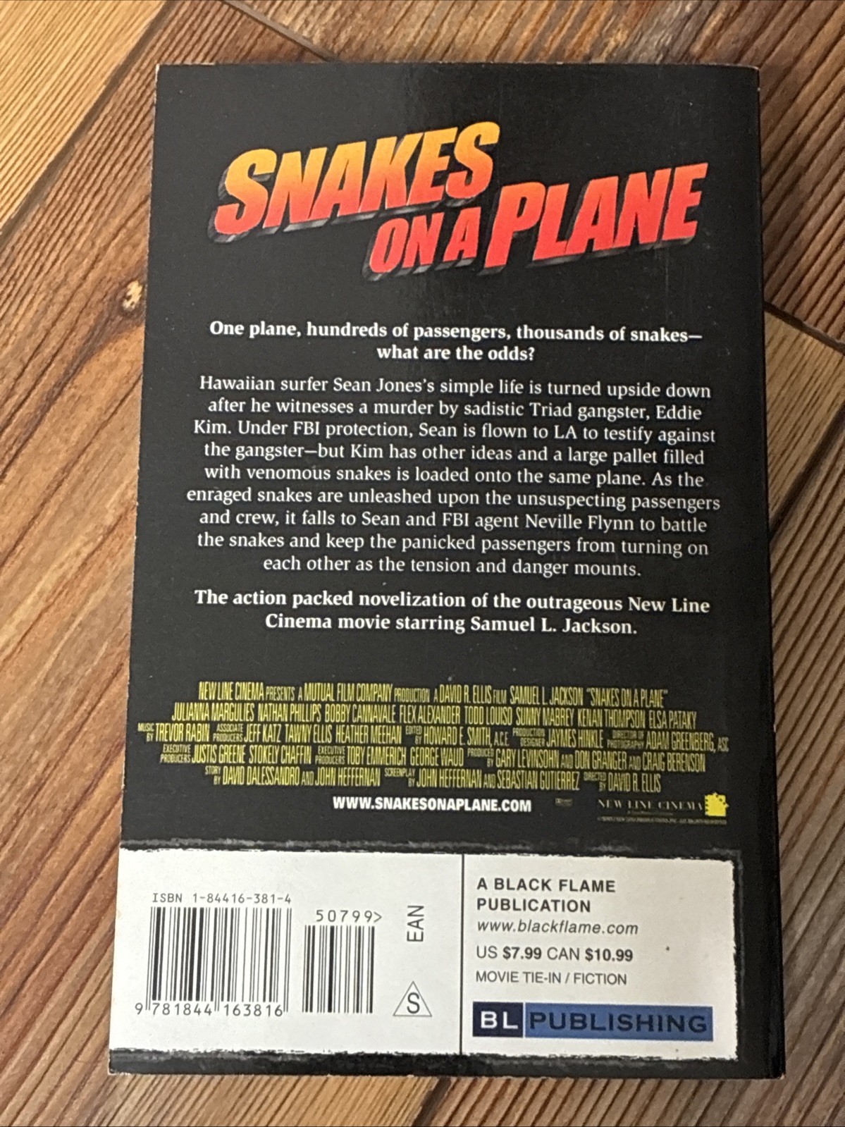 Snakes on a Plane | Christa Faust | New Line Cinema | Paperback Novel