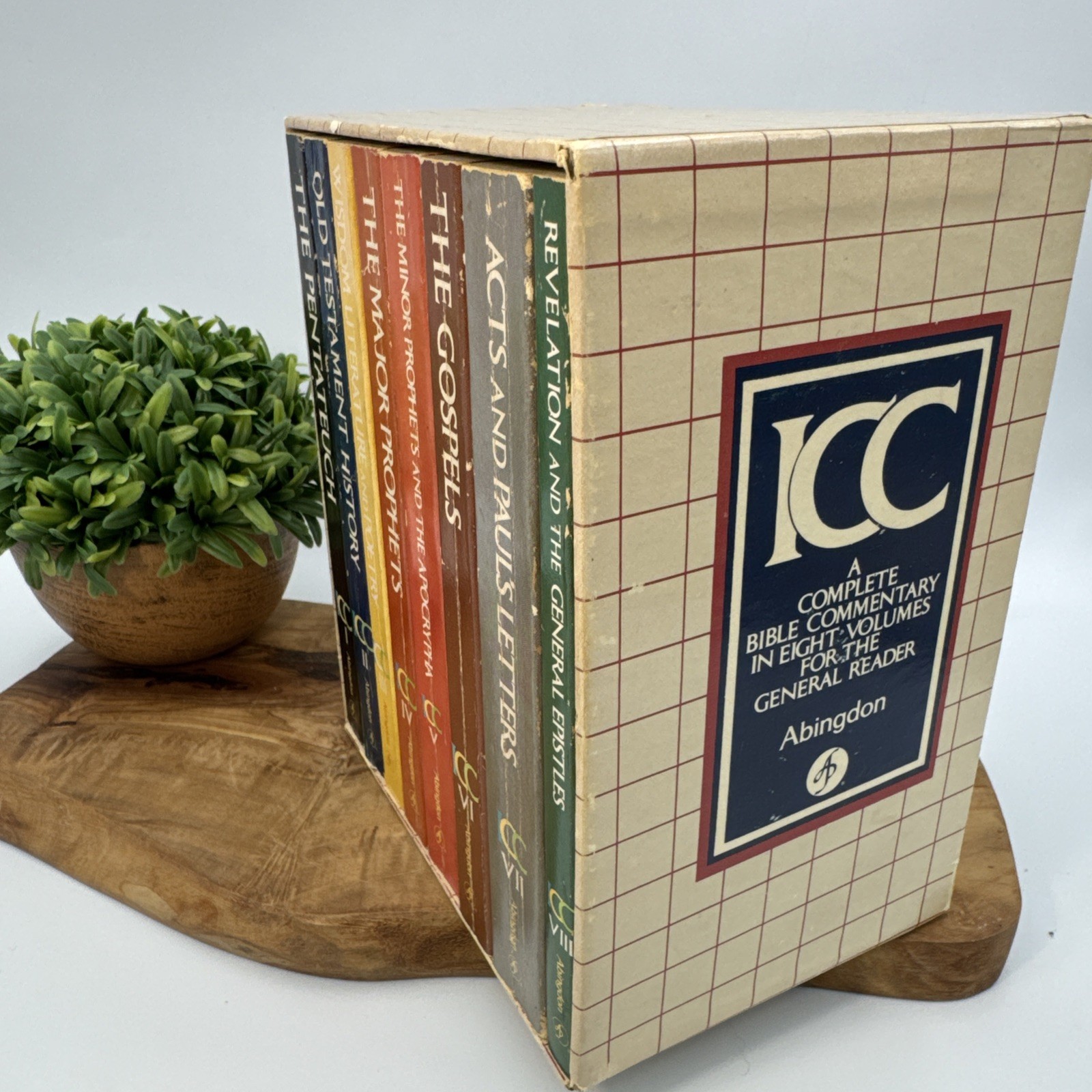 ICC Interpreter’s Concise Commentary: A Complete Bible Commentary in 8 Volumes