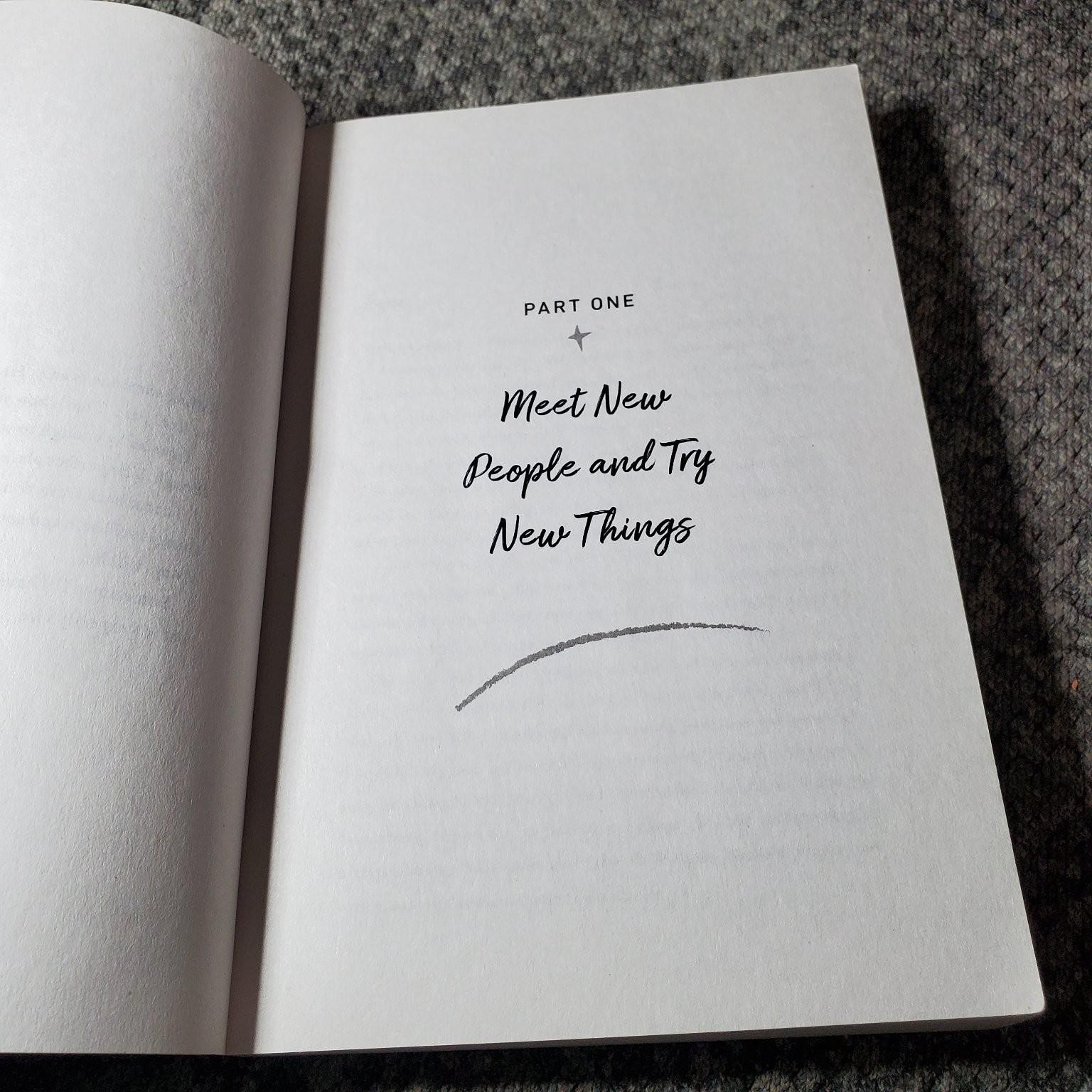The Thursday Murder Club Richard Osman 2020 Mystery Trade Paperback Book