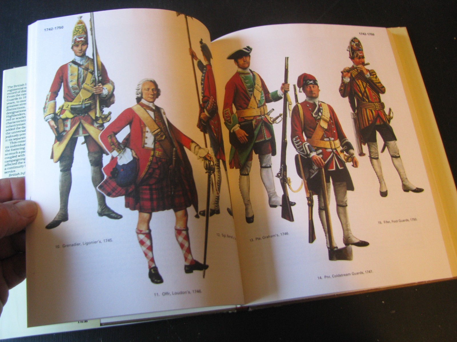 BRITISH INFANTRY UNIFORMS SINCE 1660 M. BARTHROP VG/NN