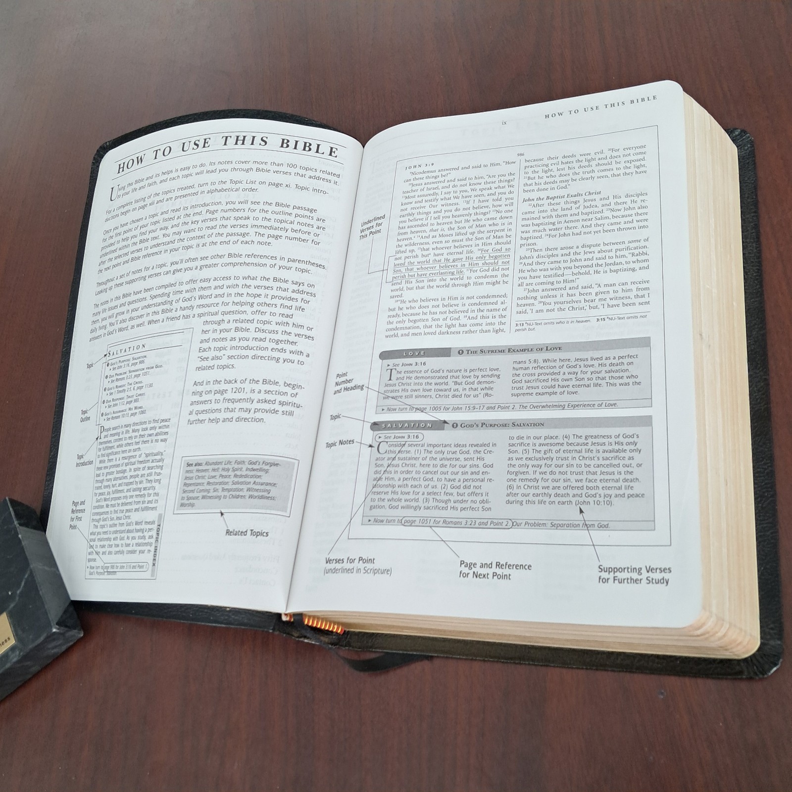 BILLY GRAHAM TRAINING CENTER BIBLE SAMARITANS PURSE NEW KING JAMES VERSION NKJV