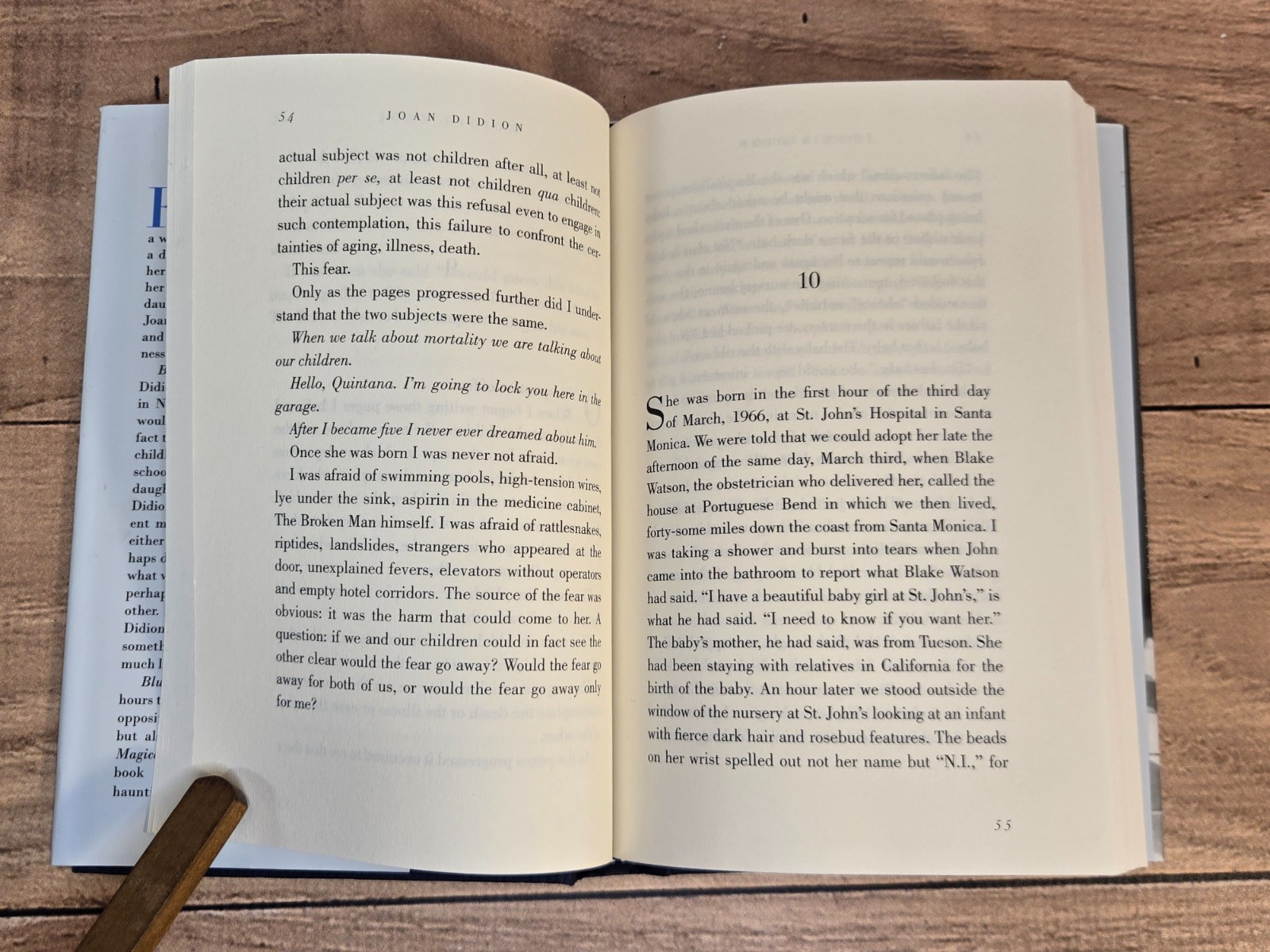BLUE NIGHTS by Joan Didion 2011 Knopf FIRST EDITION hardcover GRIEF MEMOIR