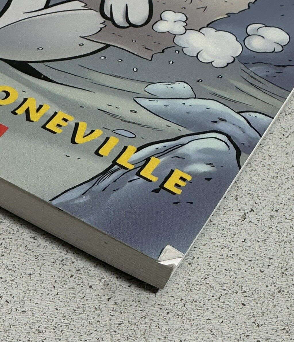Out From Boneville Jeff Smith SIGNED w/ Artwork 2005 PB Graphic Novel Scholastic