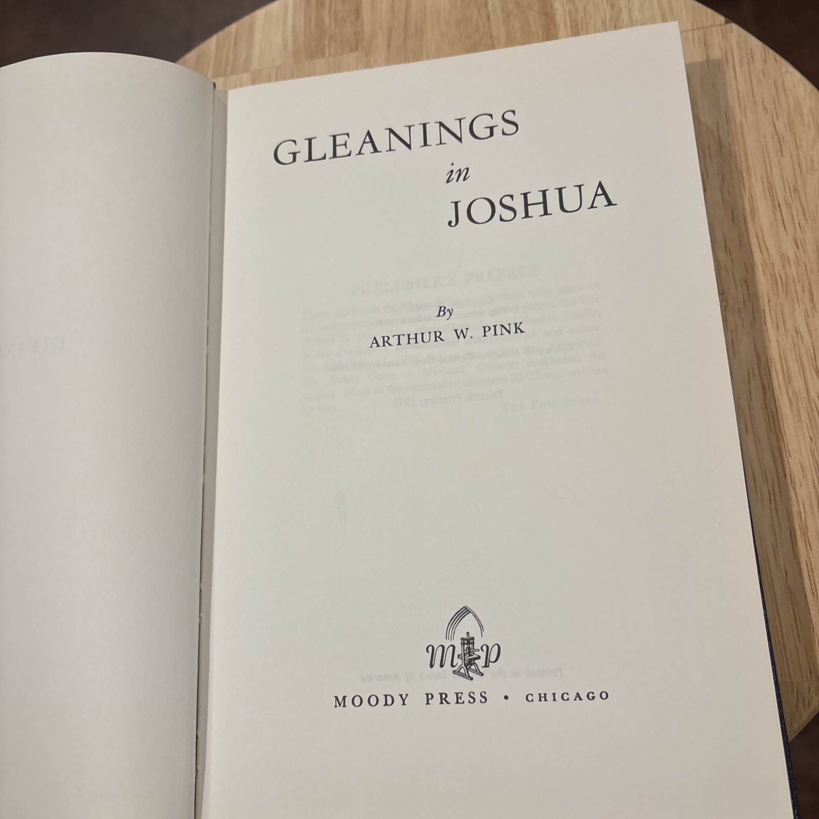 Gleanings In Joshua By Arthur W. Pink HB