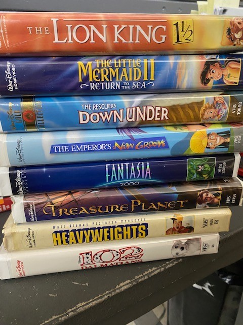 Lot of 30 Disney VHS’s (no duplicates) -GOOD