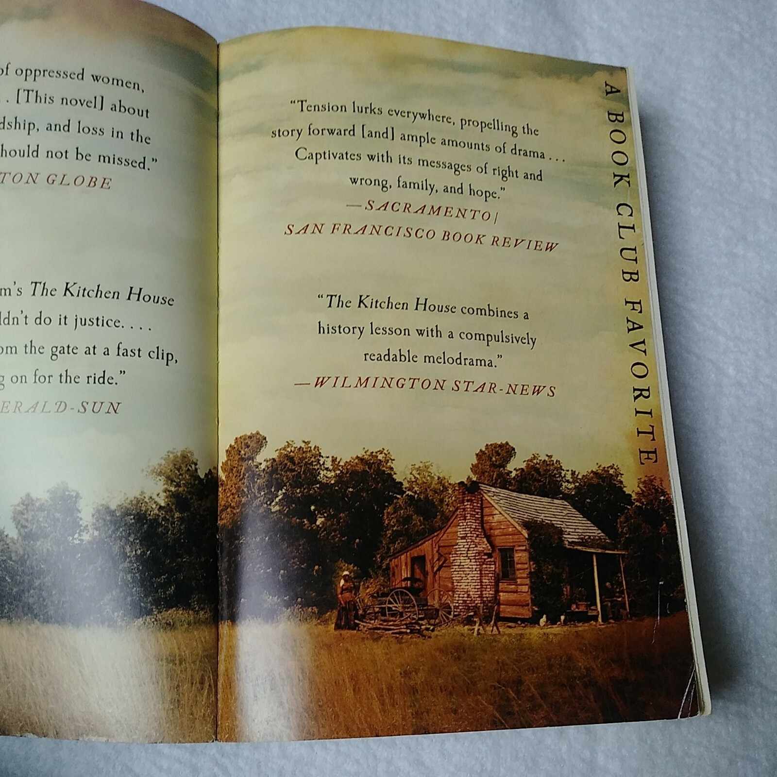 The Kitchen House | Kathleen Grissom | 2010 | Paperback | Historical Fiction