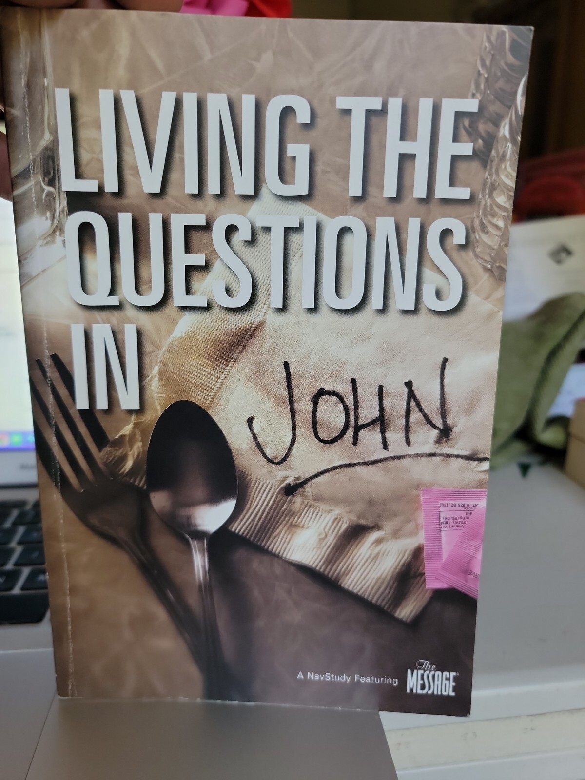 Living the Questions Ser.: Living the Questions in John by The Navigators Staff