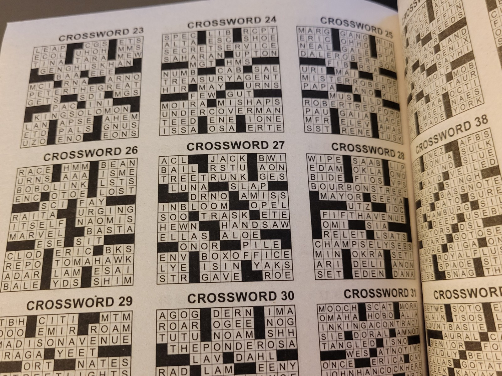 Superb Crosswords Jumbo Puzzle Book by KAPPA – 124 All-Themed Puzzles!