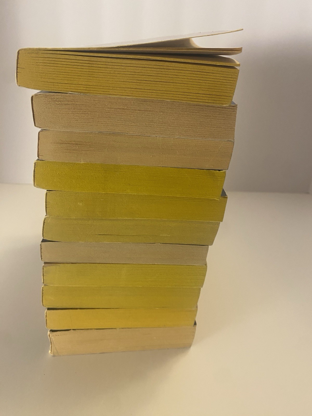 HUGE LOT 12 ELIZABETH PETERS Mystery Books Amelia Peabody Vicky Bliss Paperback