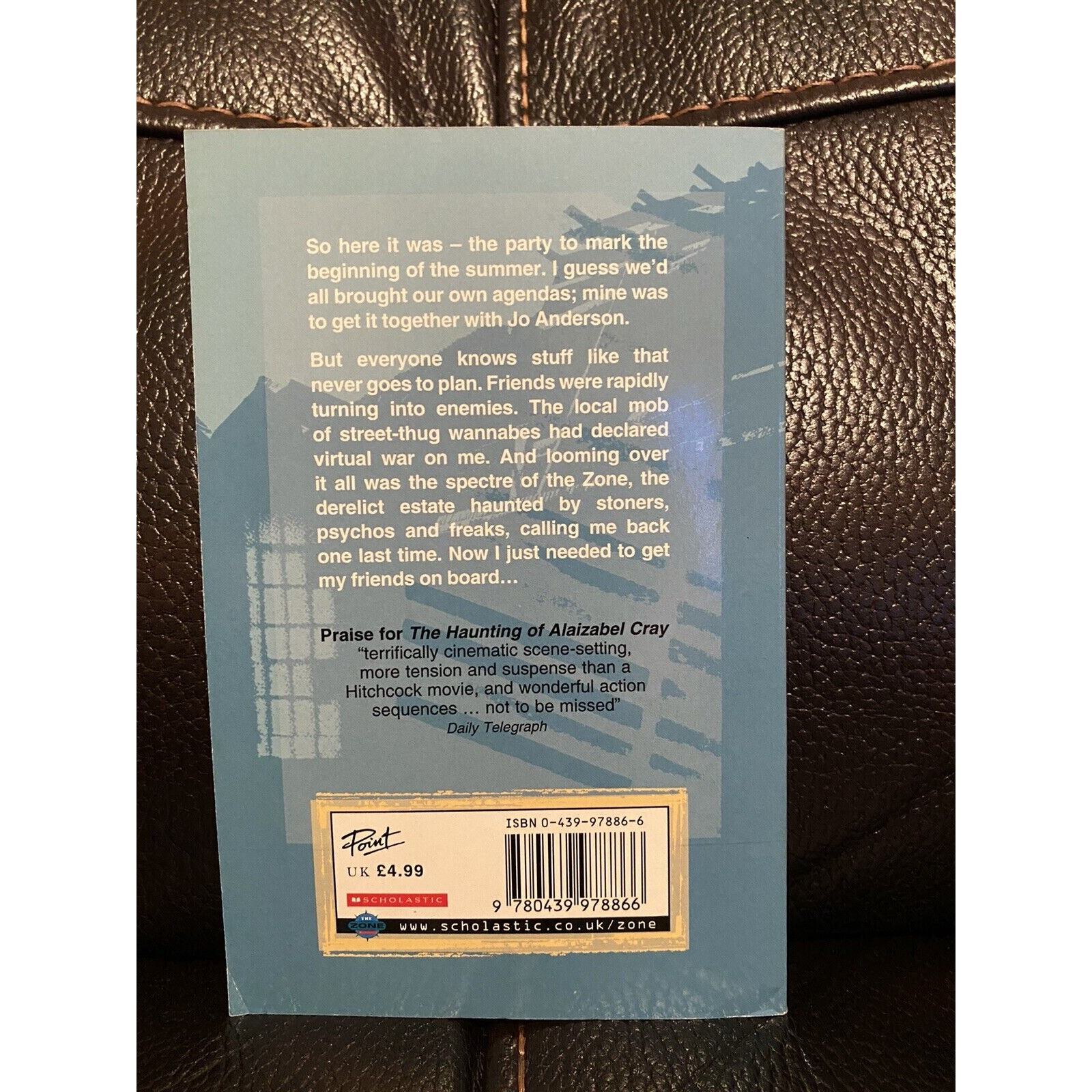 Crashing By Chris Wooding. paperback