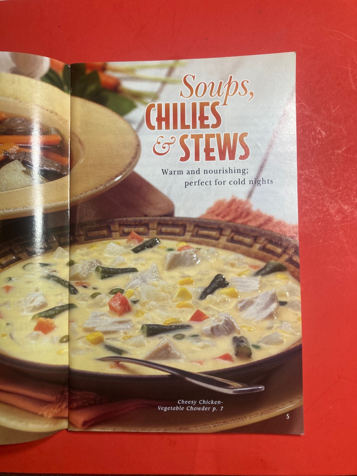 PILLSBURY ONE DISH MEALS RECIPES COOKBOOK 96 PAGES