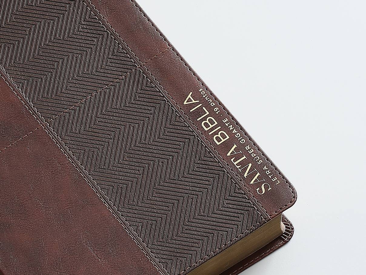 Biblia Letra Súper Gigante 19 puntos RV1960, imit piel café geométrico Con Índic