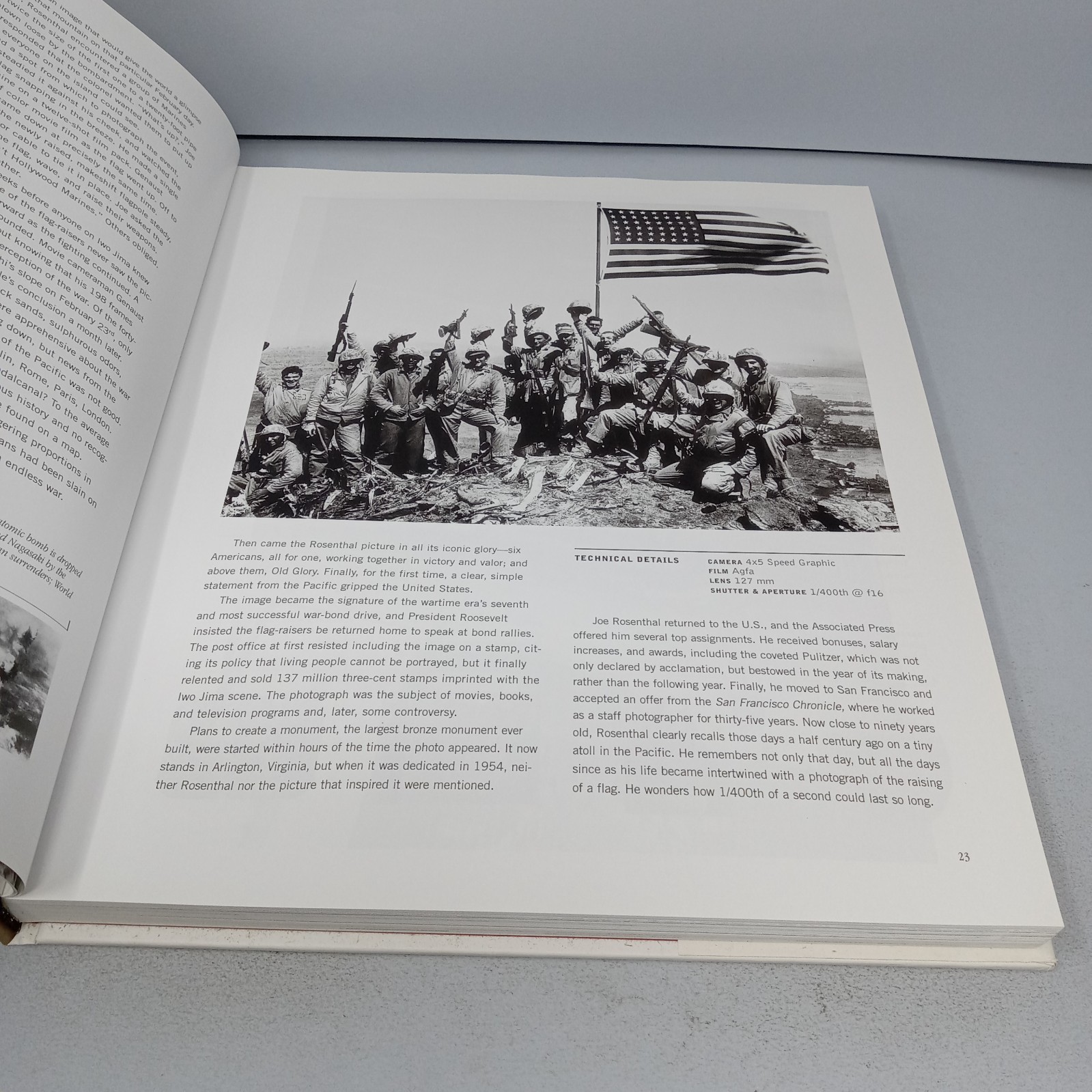 Moments: The Pulitzer Prize-Winning Photographs 2011 Tess Press HC by Hal Buell