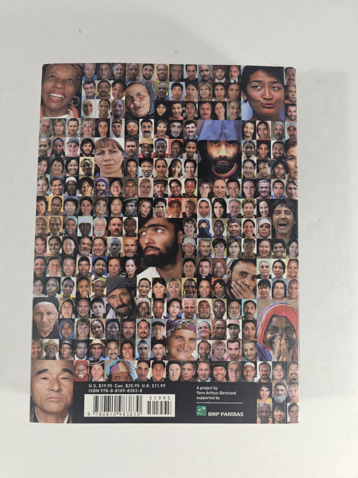 Yann Arthus-Bertrand : 6 Billion Others: Portraits of Humanity From Around The W