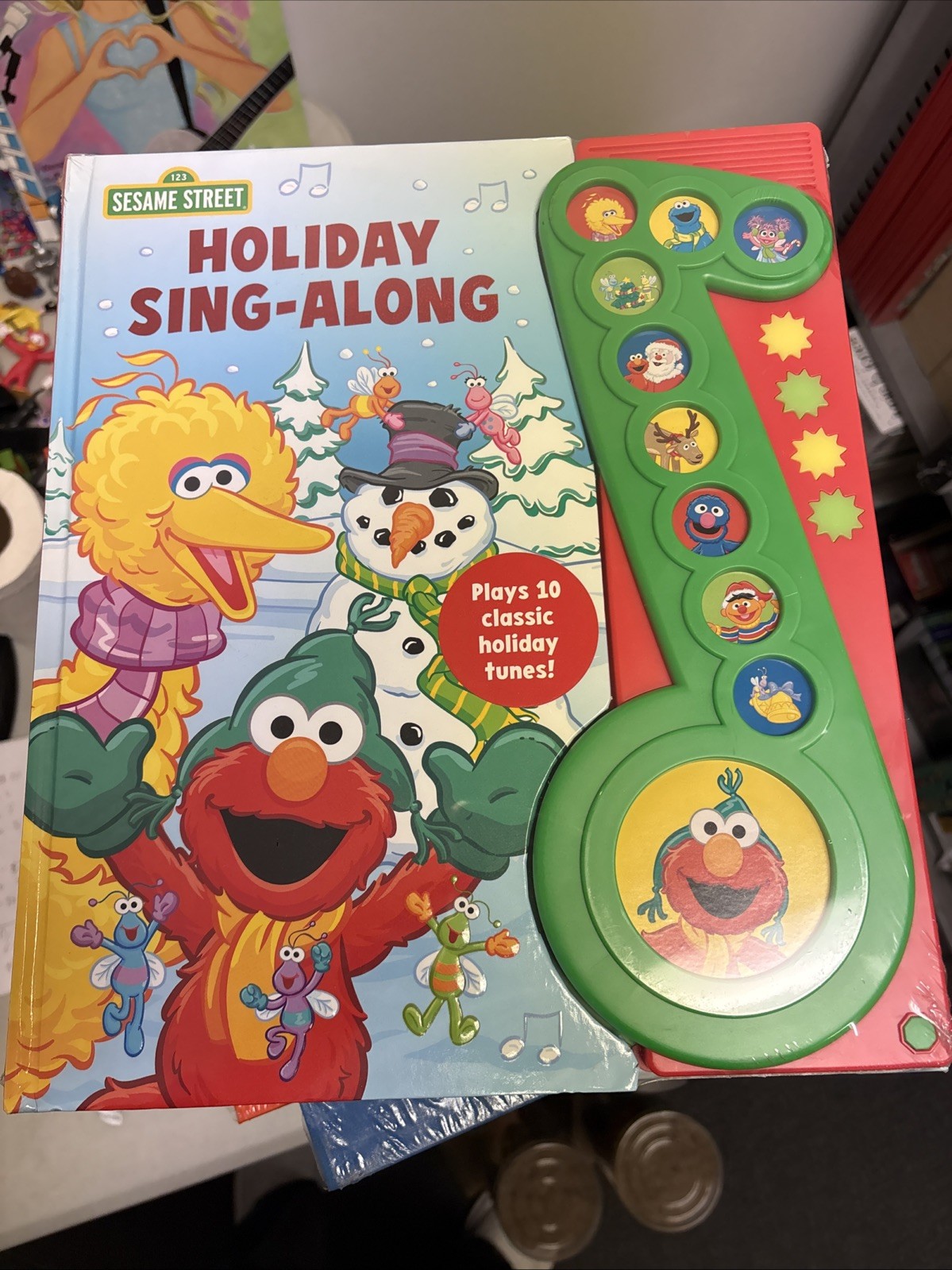 Sesame Street Elmo, Big Bird, and More! – Holiday Sing-Along Song Book