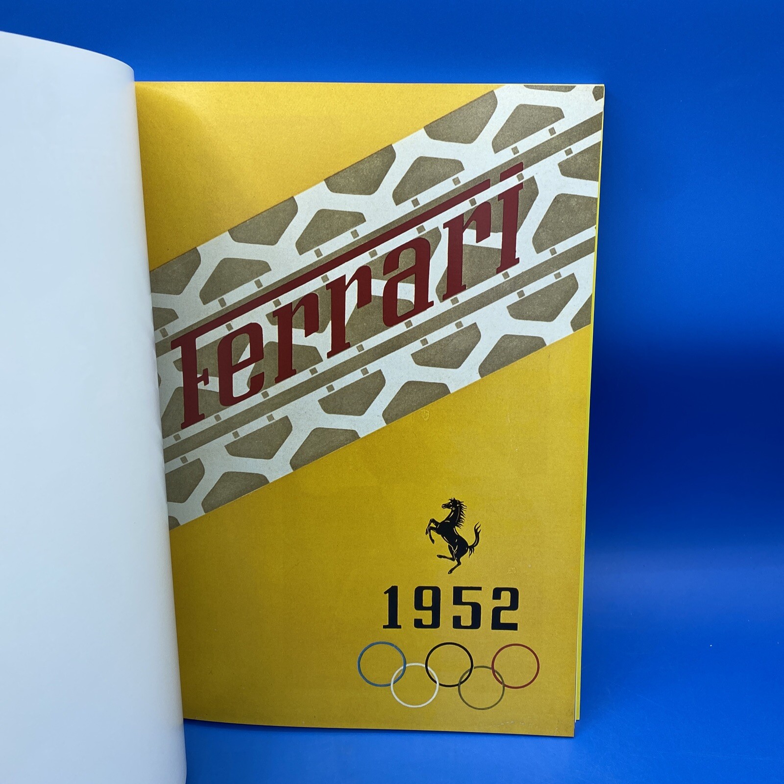 Ferrari 1992 Soft Cover Paperback Book 190 Pages Italian Text