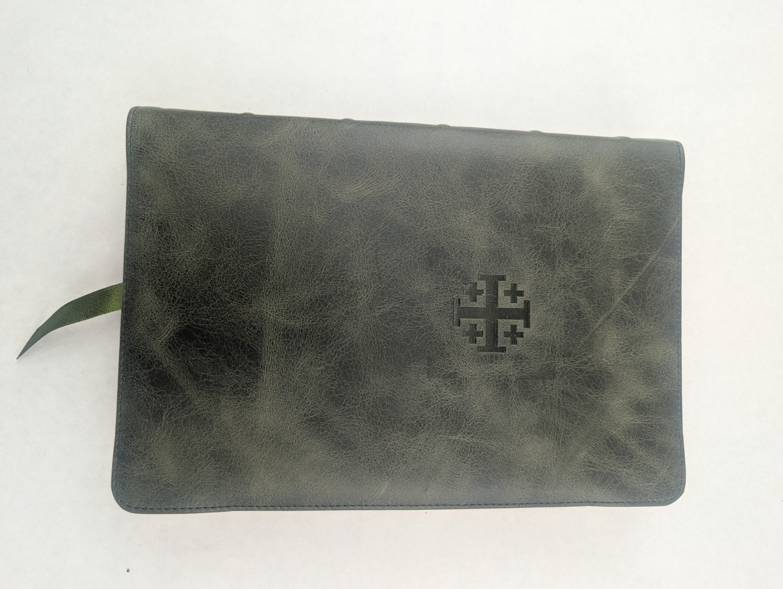 ESV Schuyler Quentel Bible in Olive Green Calfskin