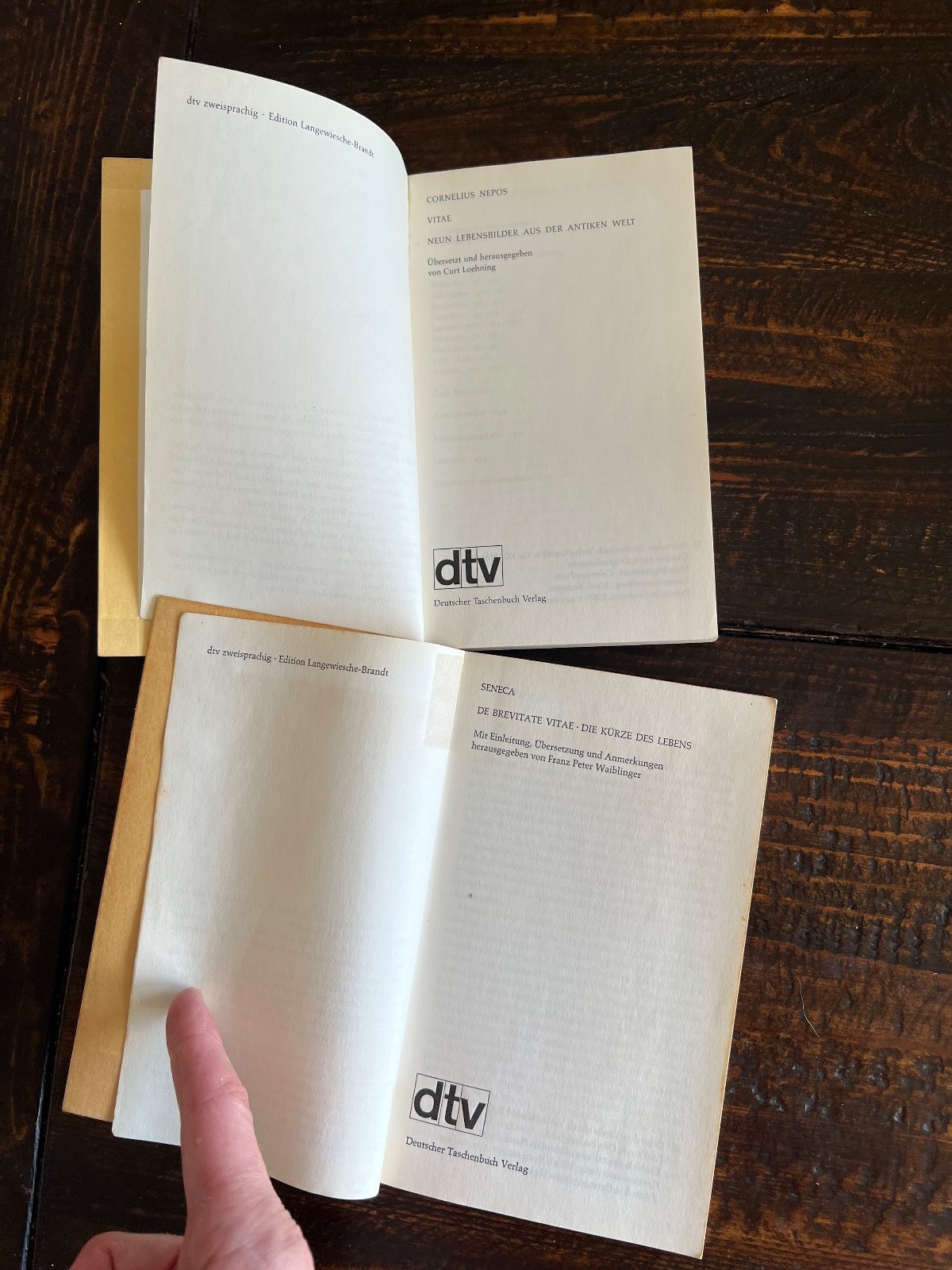 DTV Deutscher Taschenbuch Verlag – CORNELIUS NEPOS – Vitae PLAUTUS – Mostellia