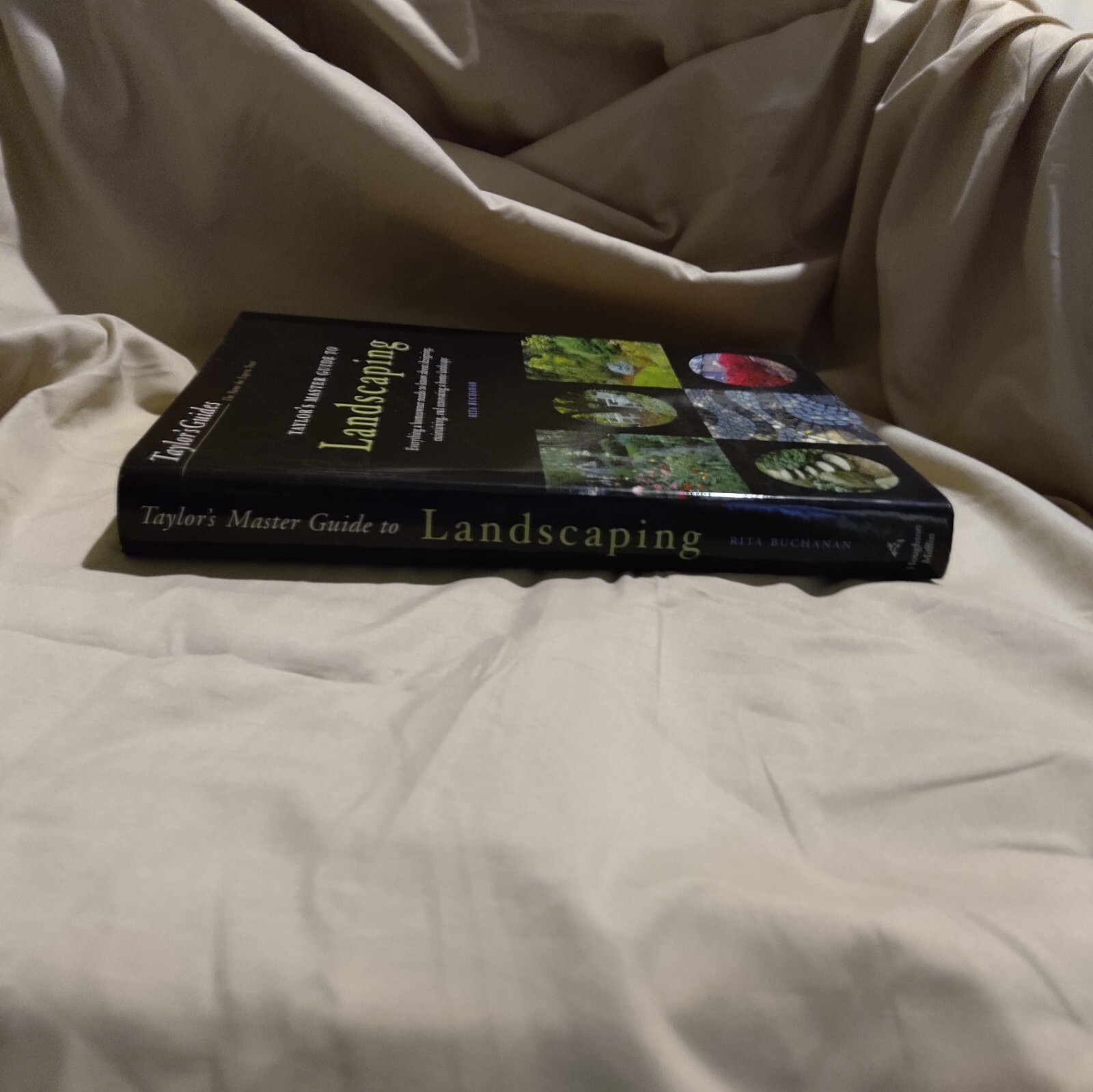 Taylor’s Guides: Landscaping : Everything a Homeowner Needs to Know about…