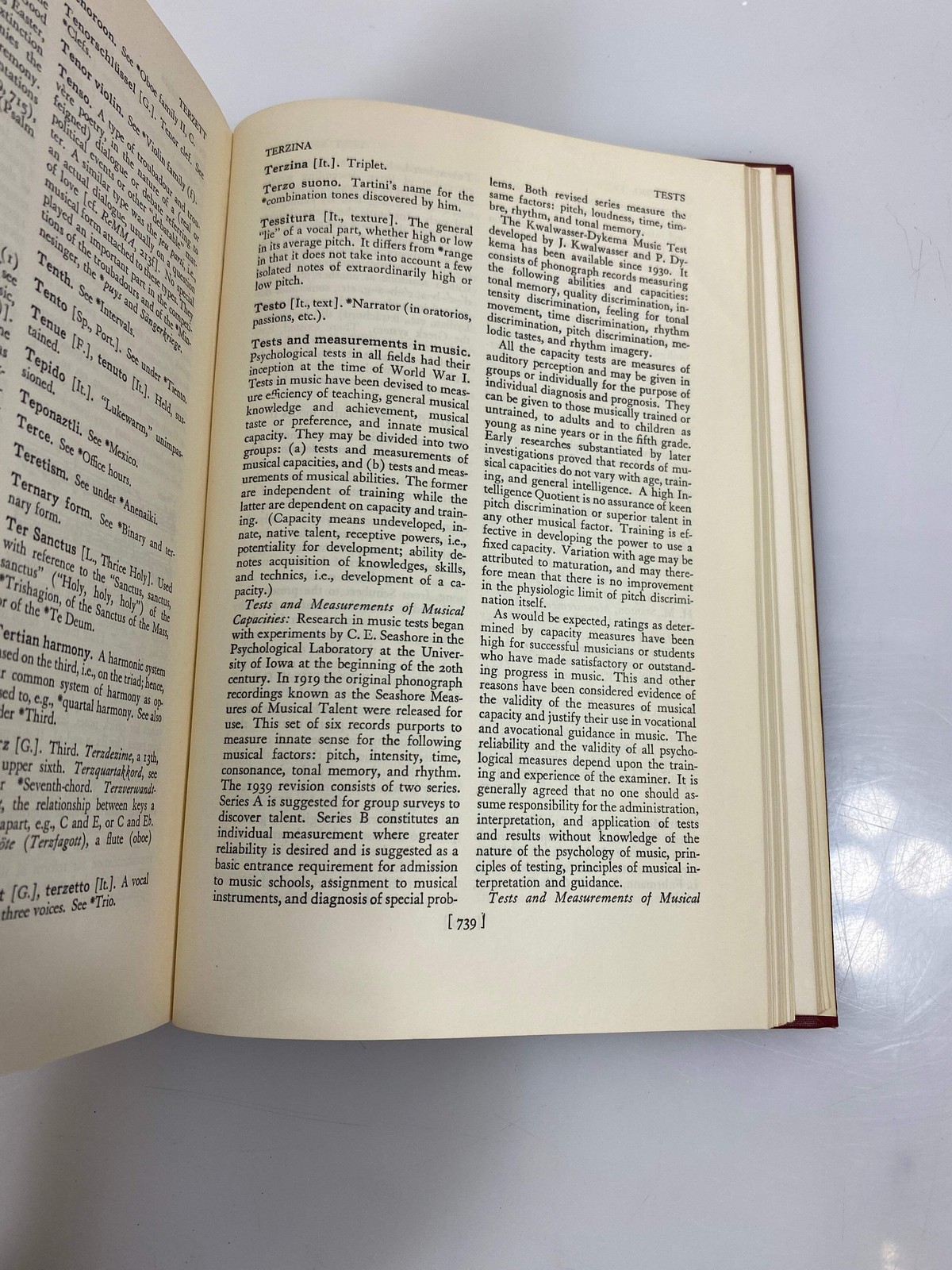 Harvard Dictionary of Music by Apel Ex-library 1964 HC