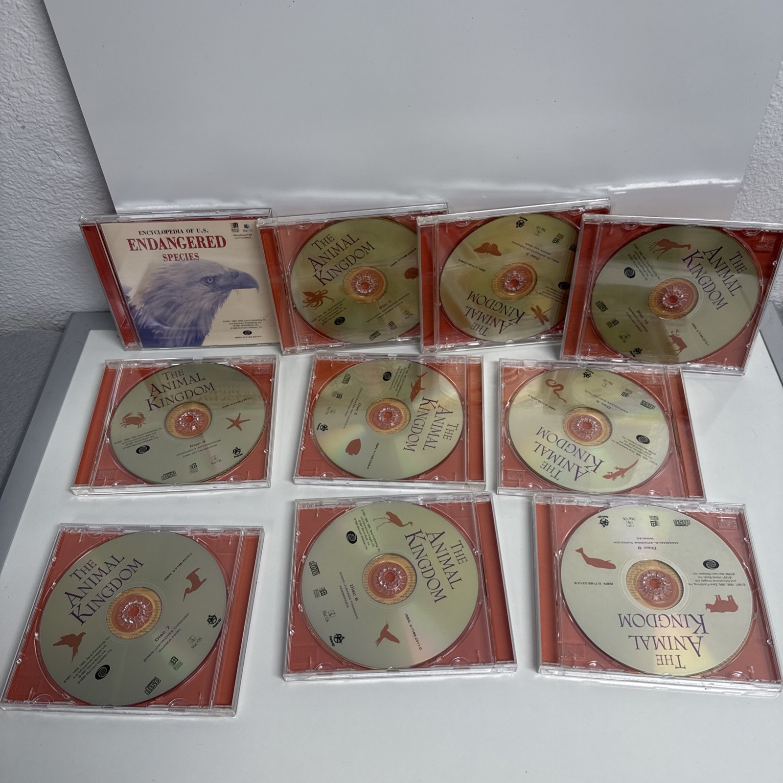 “The Animal Kingdom” a 10 CD-ROM collection from world book Encyclopedia NEW