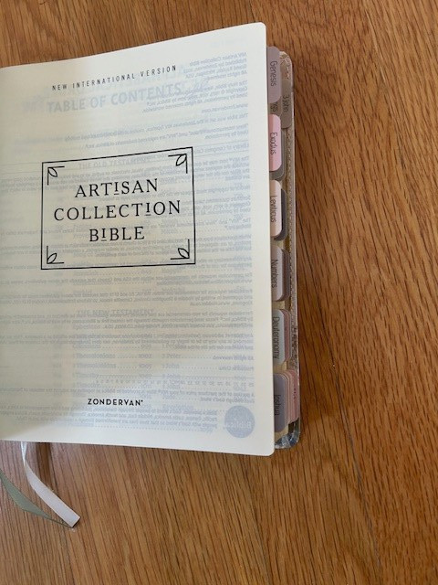 NIV Artisan Collection Bible WITH TABS – Leathersoft – Red Letter -Comfort Print