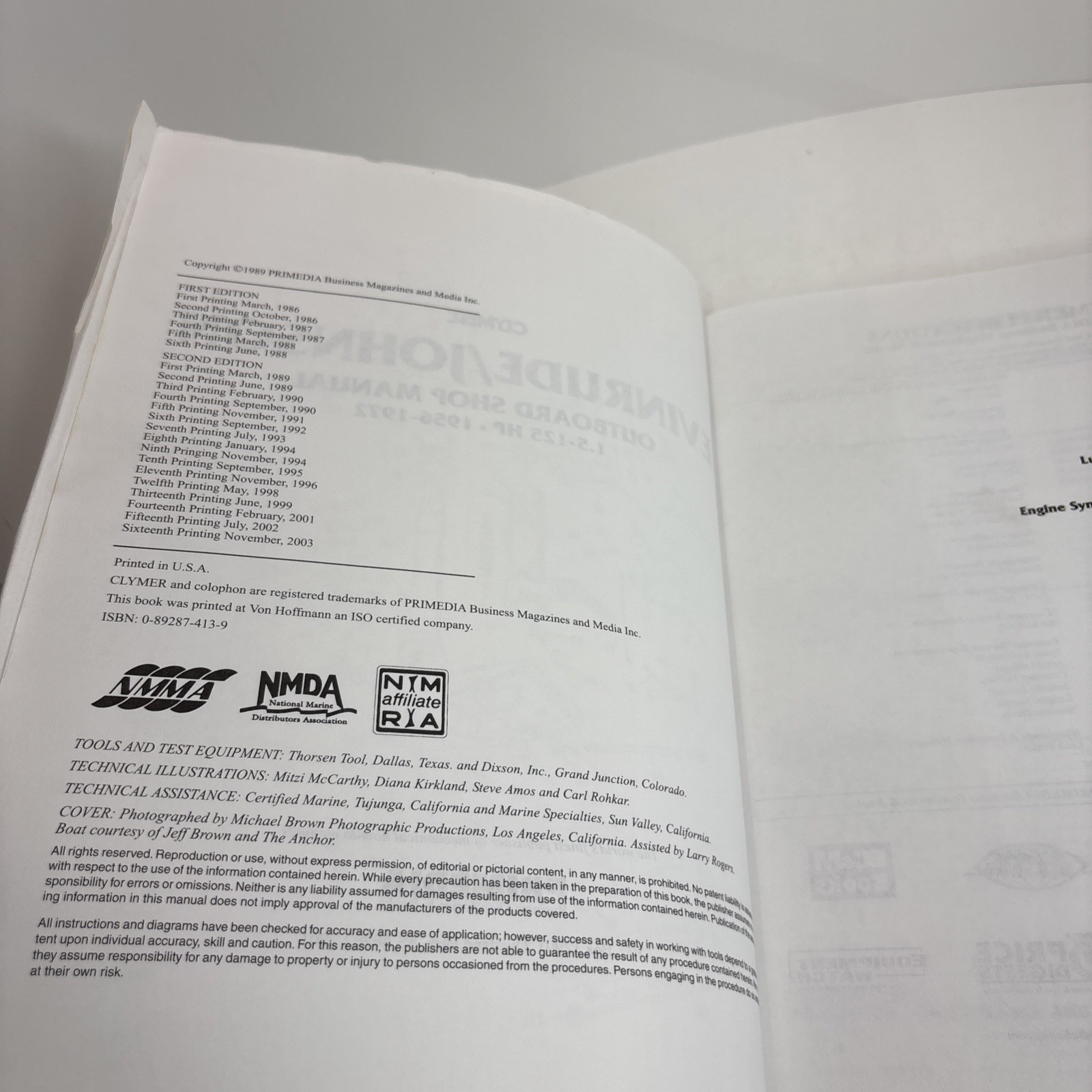Clymer Evinrude Johnson Outboard Shop Manual 1.5-125HP 1956-1972 8734 – Good