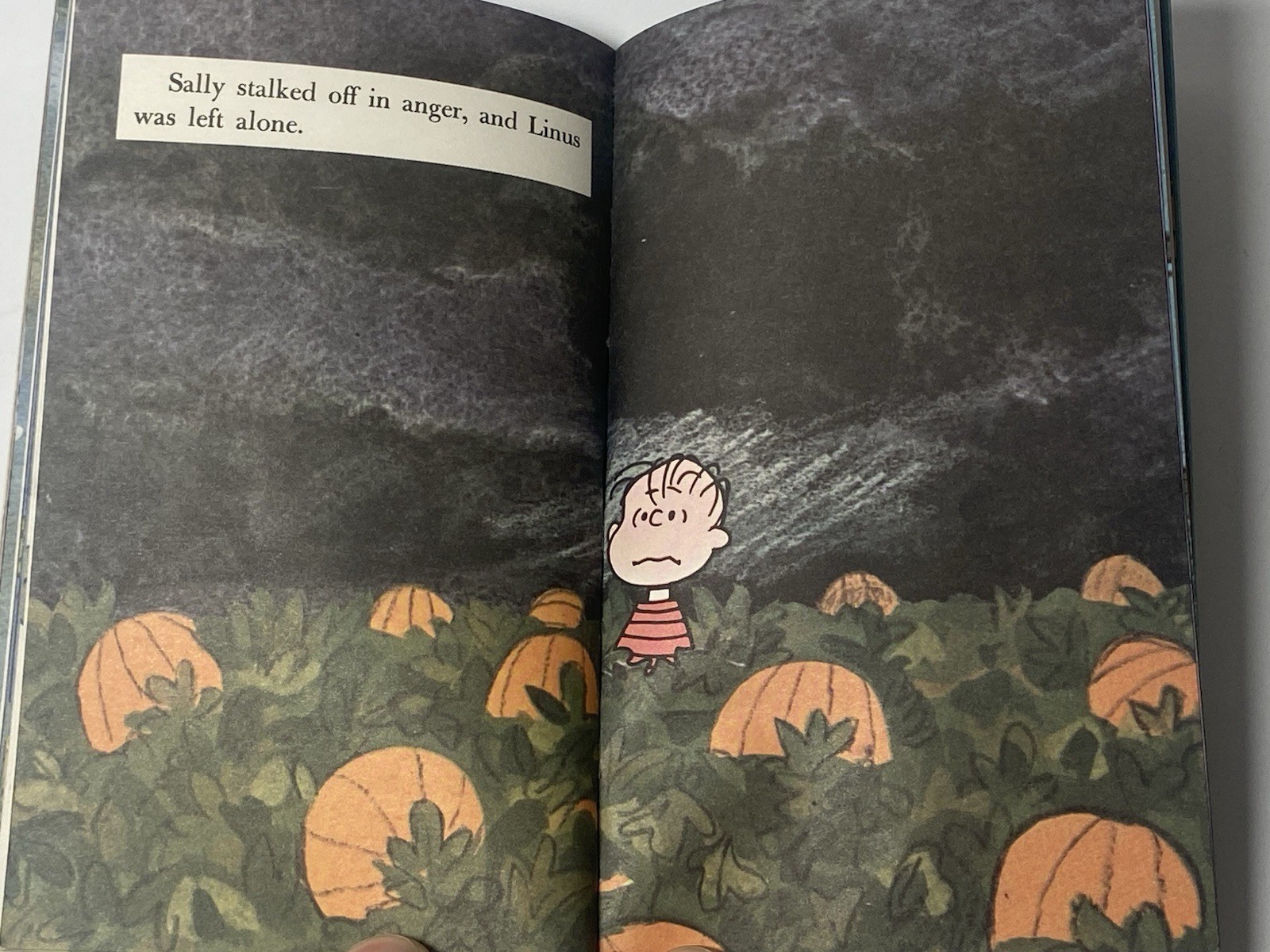 It’s The Great Pumpkin Charlie Brown Schulz 1968 Peanuts Snoopy 1st Signet Ed.