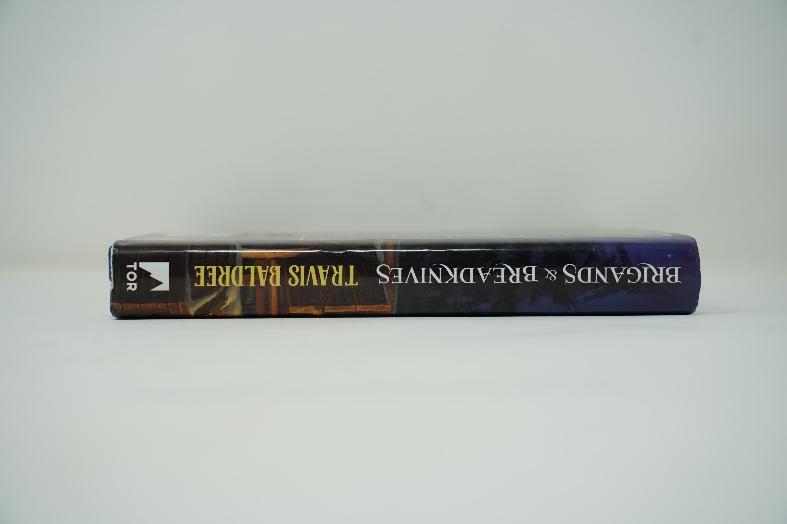 HardCover Brigands & Breadknives (Legends & Lattes, 3) Travis Baldree Good Cond.
