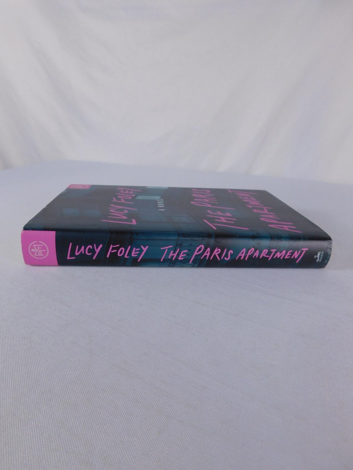 The Paris Apartment Lucy Foley William Morrow English Hardcover Dust Jacket