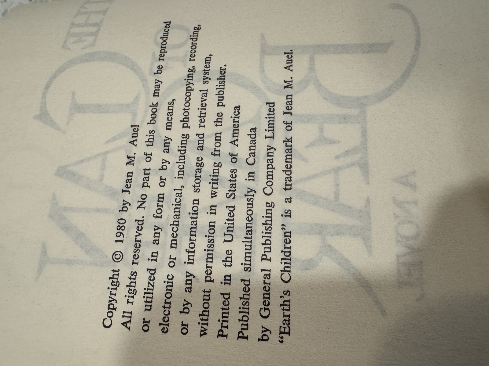 The Clan of the Cave Bear Earth’s Children Jean M. Auel 1980 Hardcover Novel