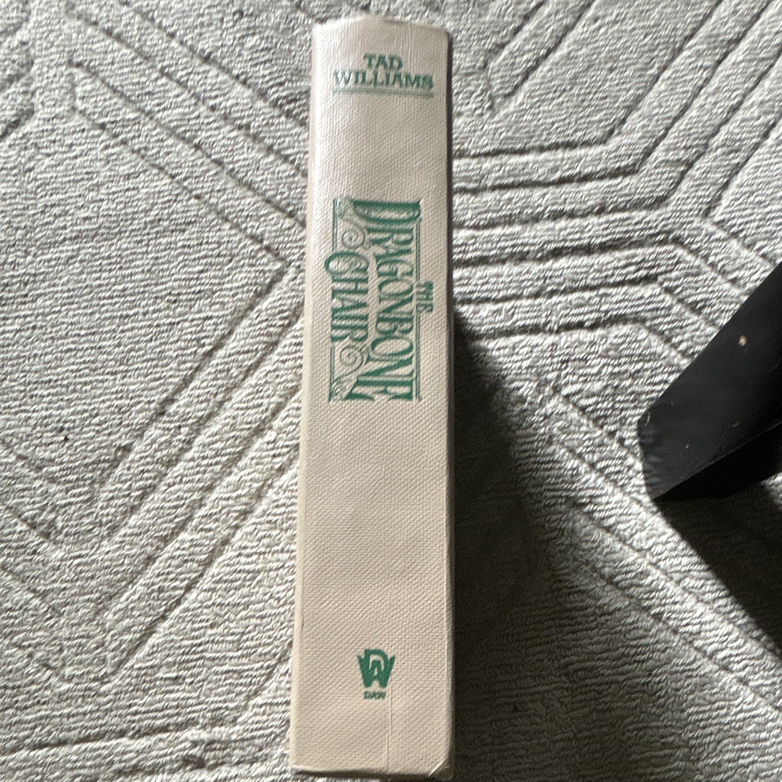 Tad Williams The Dragonbone Chair Paperback Fantasy Fiction Novel for Adults