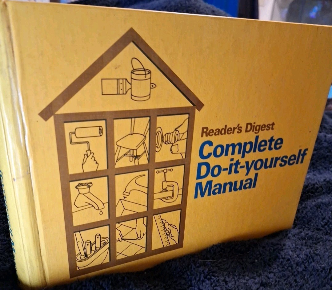 Reader’s Digest Complete Do It Yourself Manual 1973 Hardcover DIY Repairs VTG