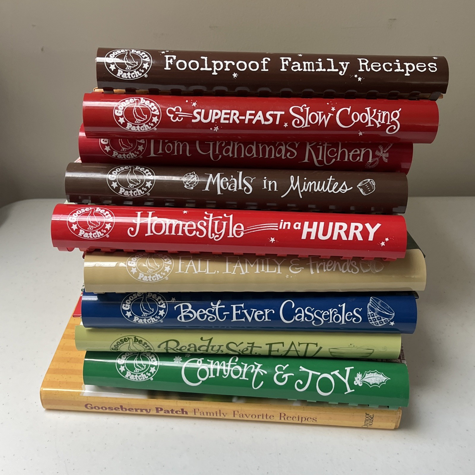 Lot Of 10 Gooseberry Patch Cookbooks Homestyle Casseroles Family Slow Cooking