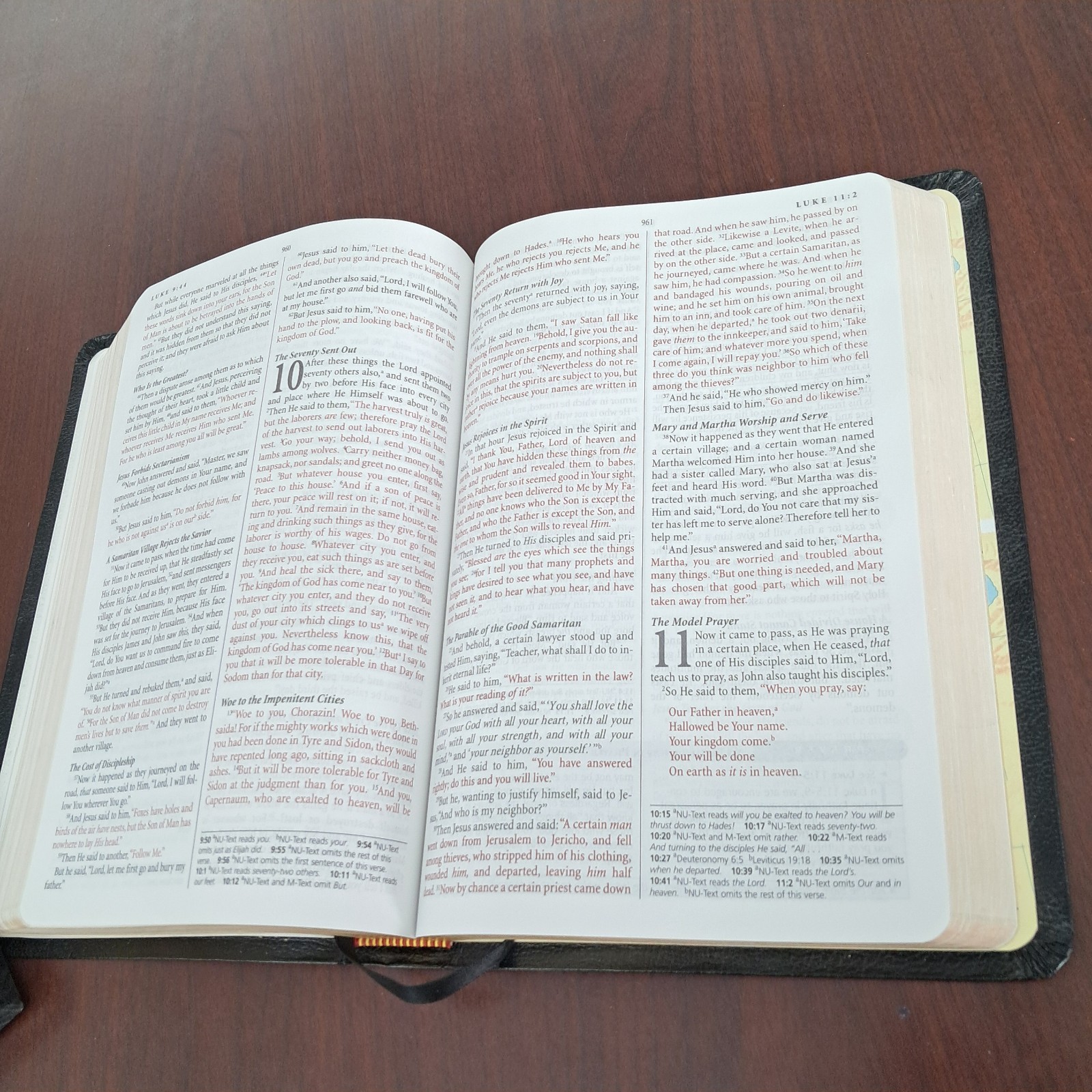 BILLY GRAHAM TRAINING CENTER BIBLE SAMARITANS PURSE NEW KING JAMES VERSION NKJV