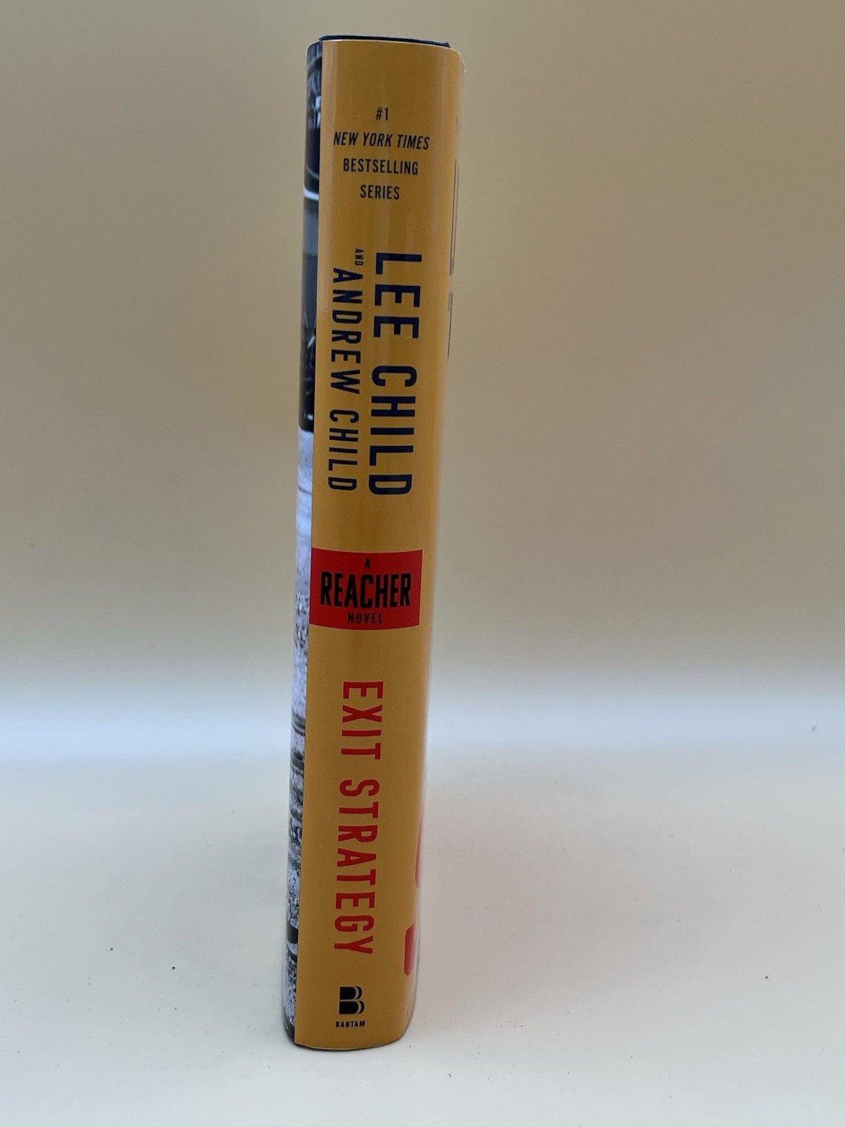 Exit Strategy : A Reacher Novel by Lee Child and Andrew Child (2025, Hardcover)