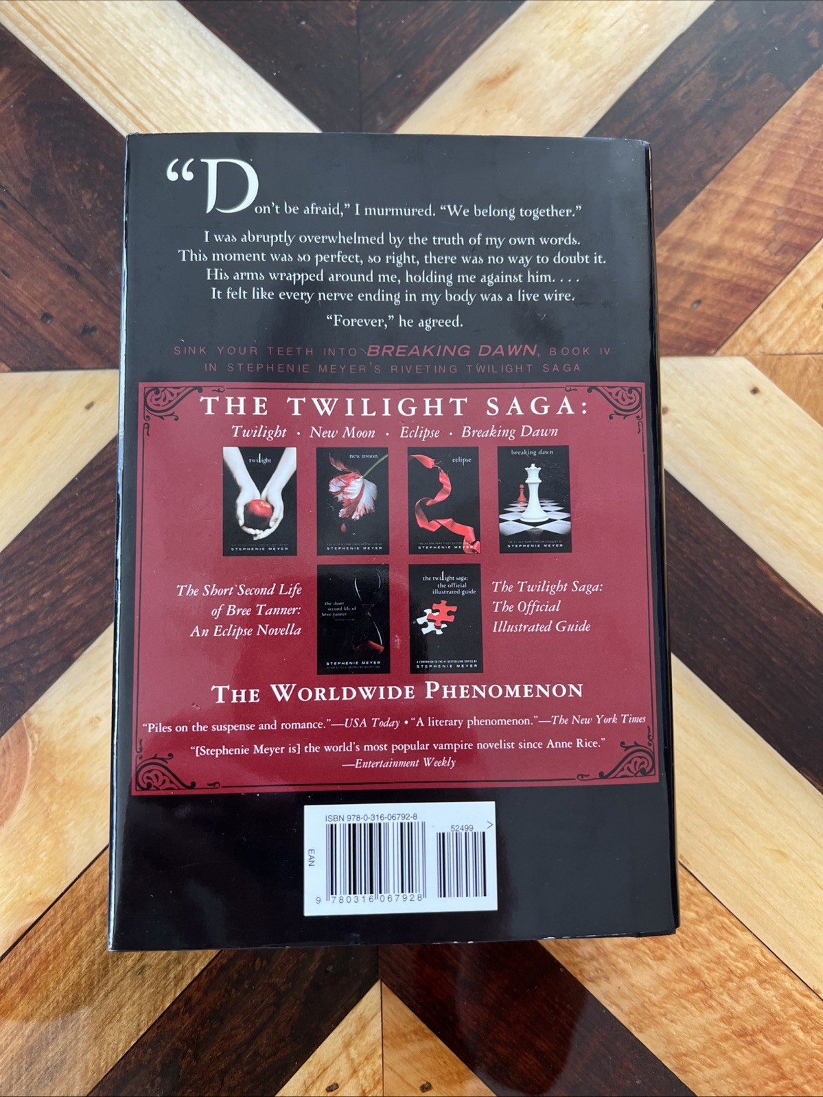 The Twilight Saga Ser.: Breaking Dawn by Stephenie Meyer (2008, Hardcover)