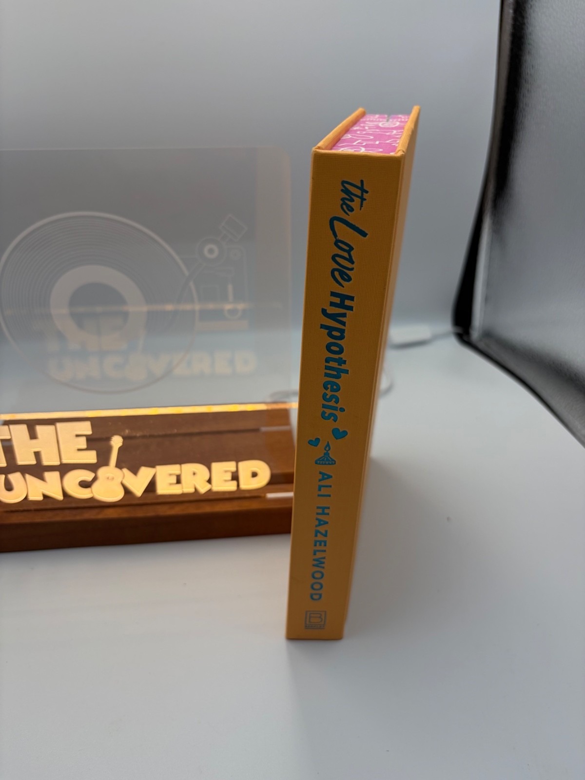 The Love Hypothesis Ali Hazelwood HC Collector’s Edition Romance Berkley DJ