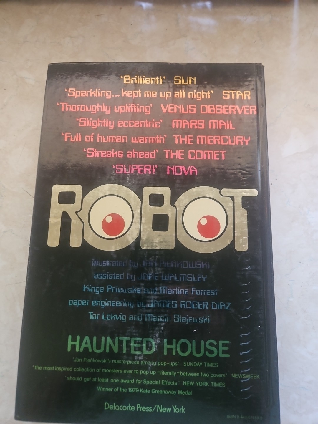 Robot by Jan Pienkowski 1981 first edition Hardcover pop up book VG Cond PU1