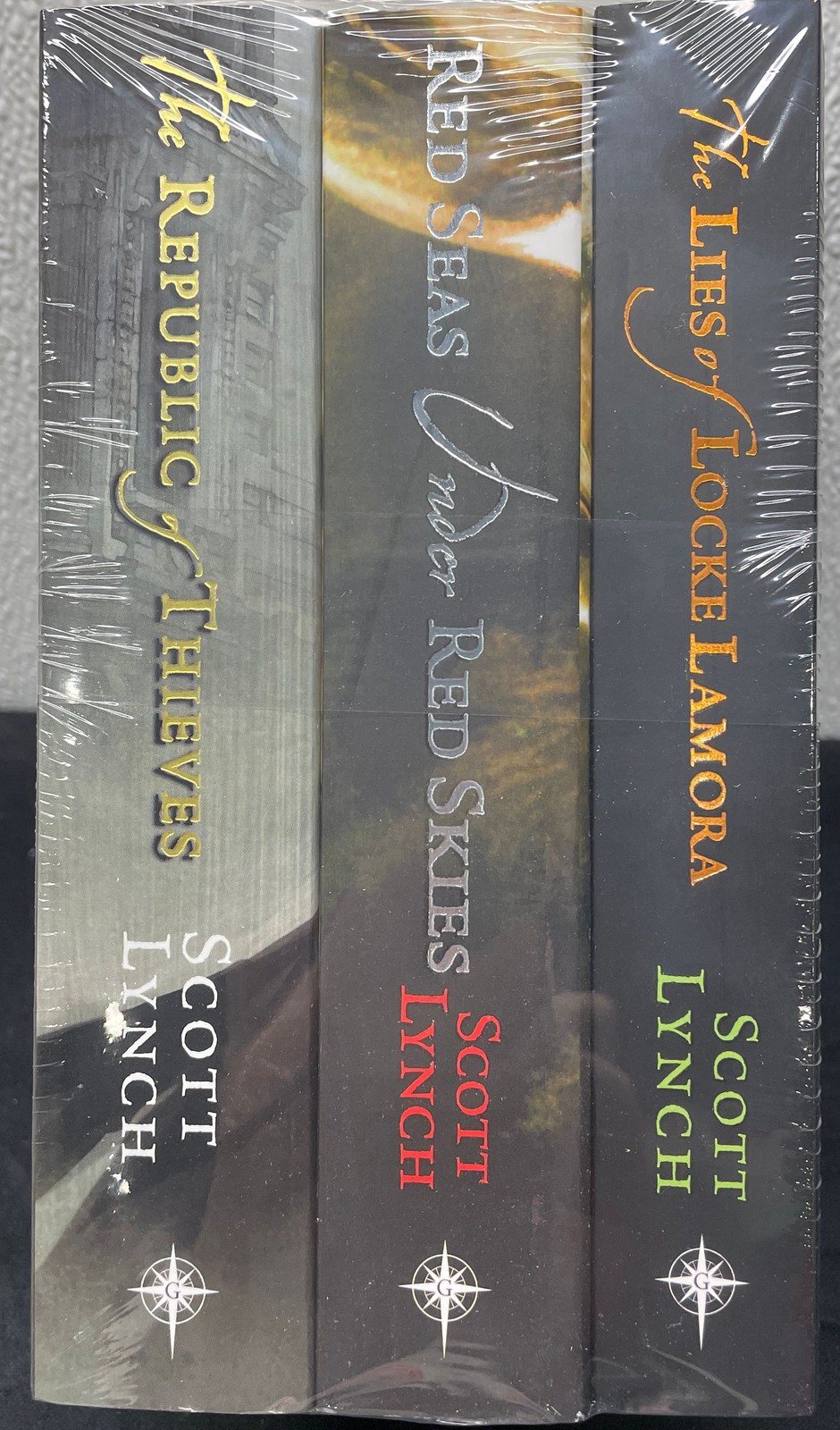 Gentleman Bastard Sequence Series Scott Lynch 3 Book Collection Set Paperback