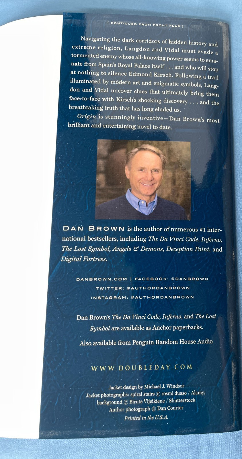 Origin : A Novel by Dan Brown (2017, Hardcover) 1st Edition HC DJ EUC