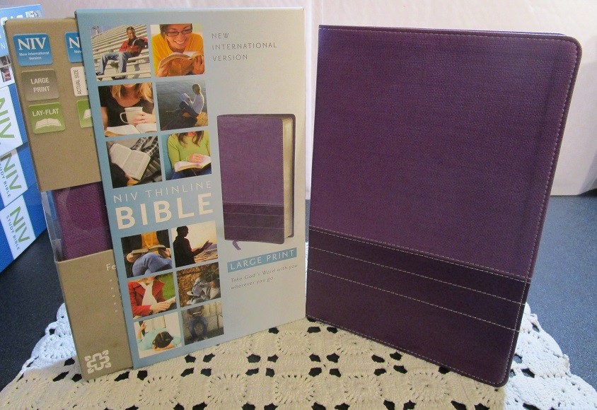 ** NIV 2011 Thinline Bible Large Print 10.5pt *Purple/Plum Leathersoft *NEW* 990