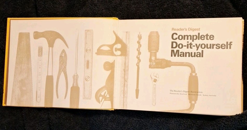 Reader’s Digest Complete Do It Yourself Manual 1973 Hardcover DIY Repairs VTG
