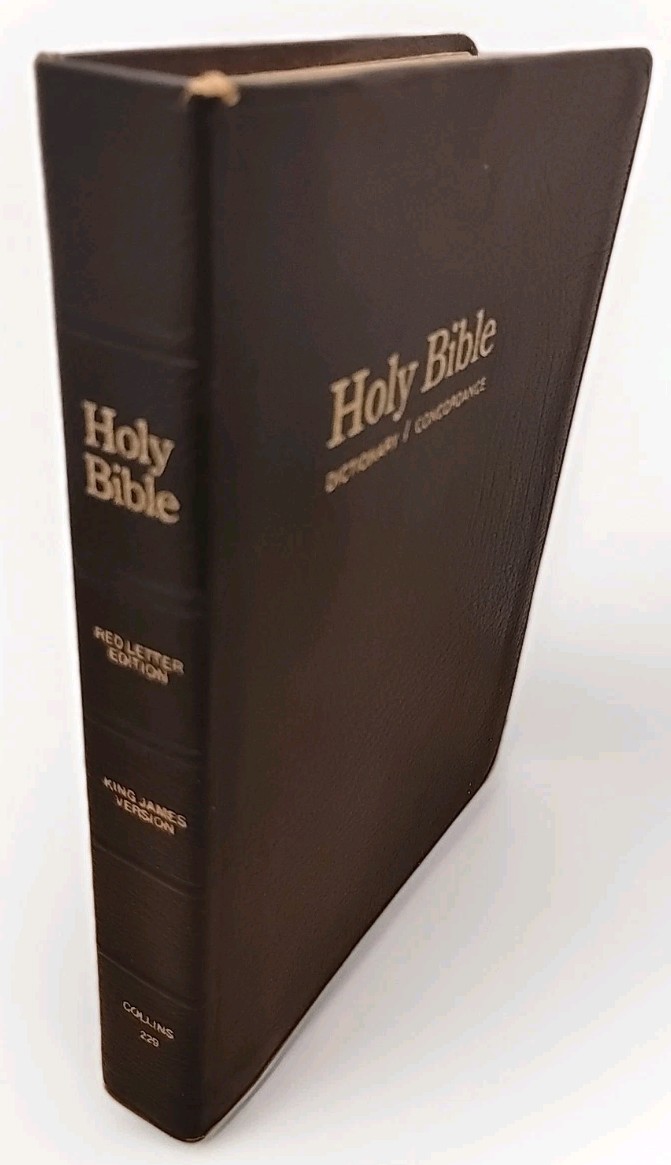Holy Bible : King James Version – Black Bonded Leather – Red Letter Edition