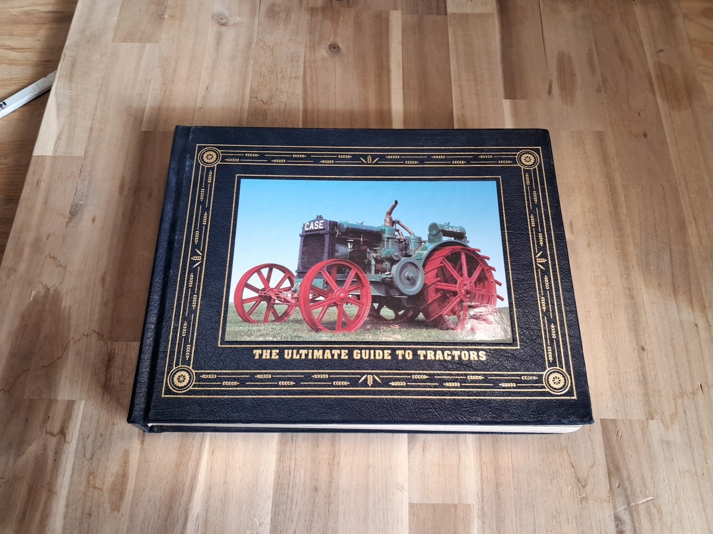 Chartwell Books huge book The Ultimate Guide to Tractors by Jim Glastonbury P80