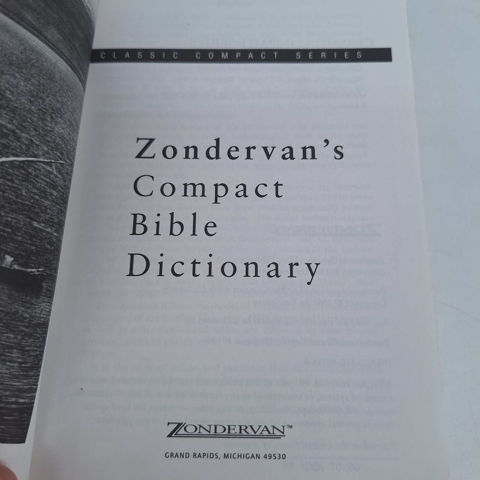 Mixed Lot of 3 Books Boys NIV Bible Bible Dictionary How to Stop Worrying & Live