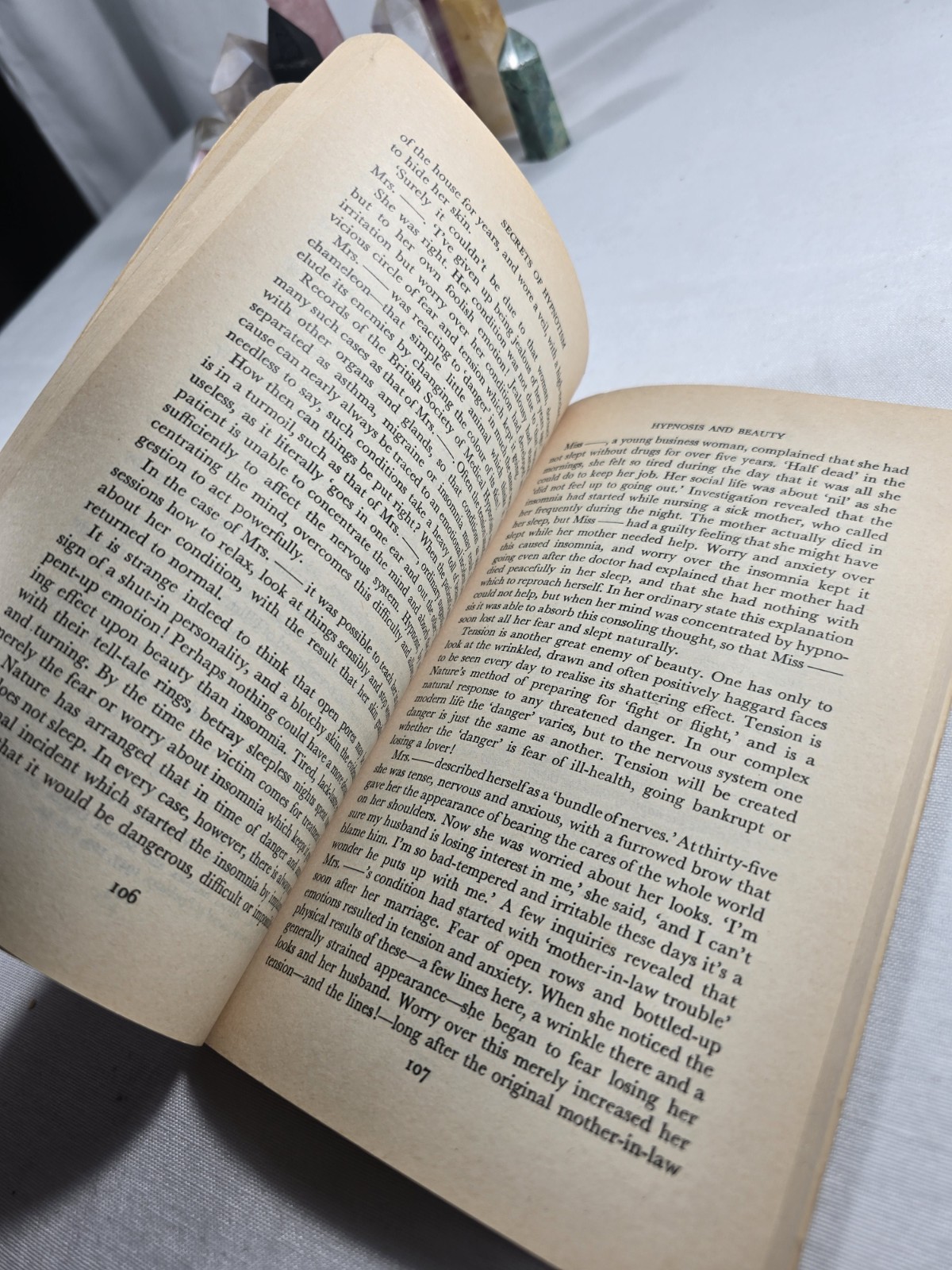 Secrets of Hypnotism S.J. Van Pelt MD Melvin Powers 1976 Vintage Paperback Book