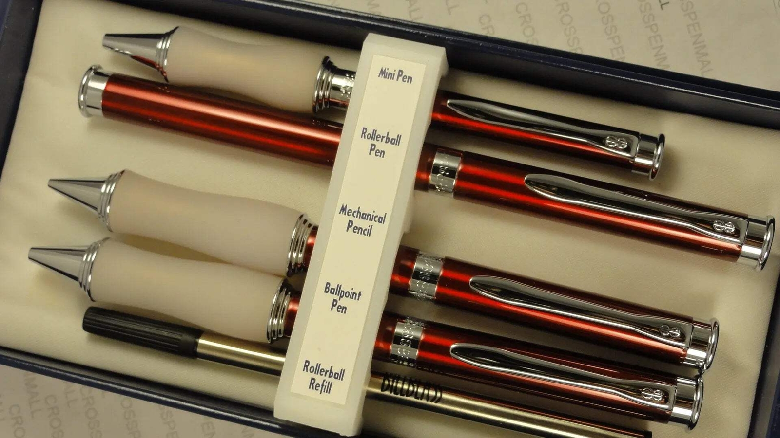 Cross Bill Blass Burgundy Red 4-piece Pen & 0.9MM Pencil Gift Set