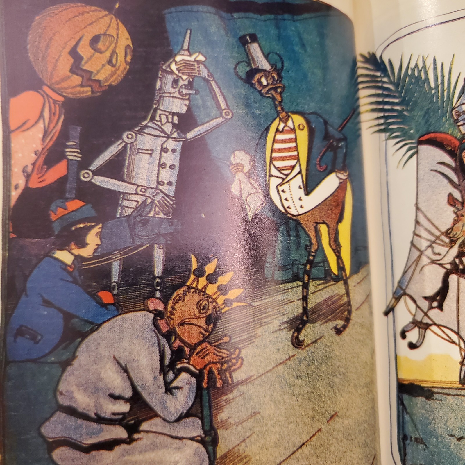 1961 Marvelous Land of Oz With 16 Color Plates! L. Frank Baum Vintage Paperback