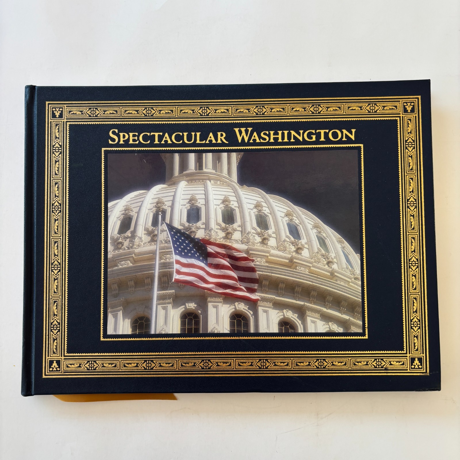 SPECTACULAR WASHINGTON By Von Hardesty Easton Press 2004 OOP